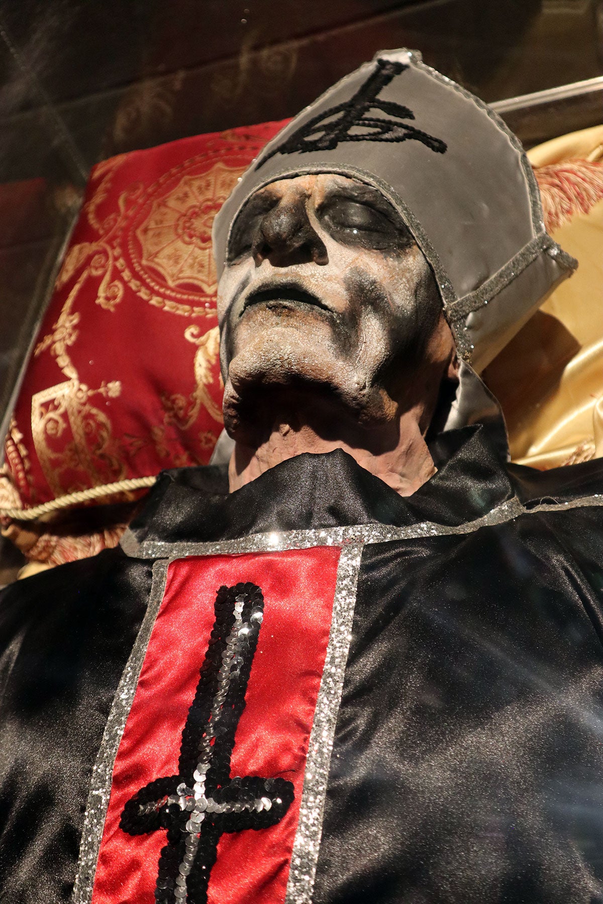 Papa Emeritus I